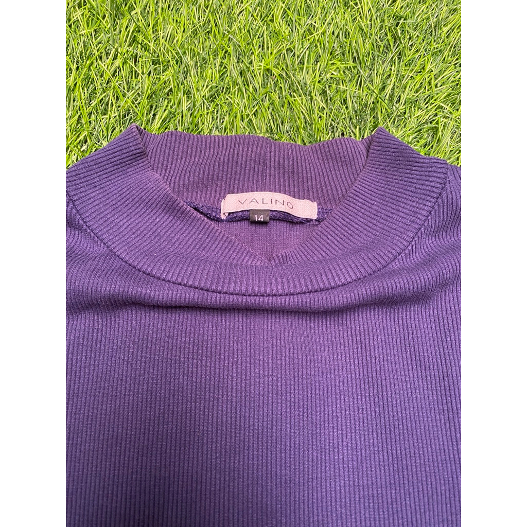 Preloved kaos Valino