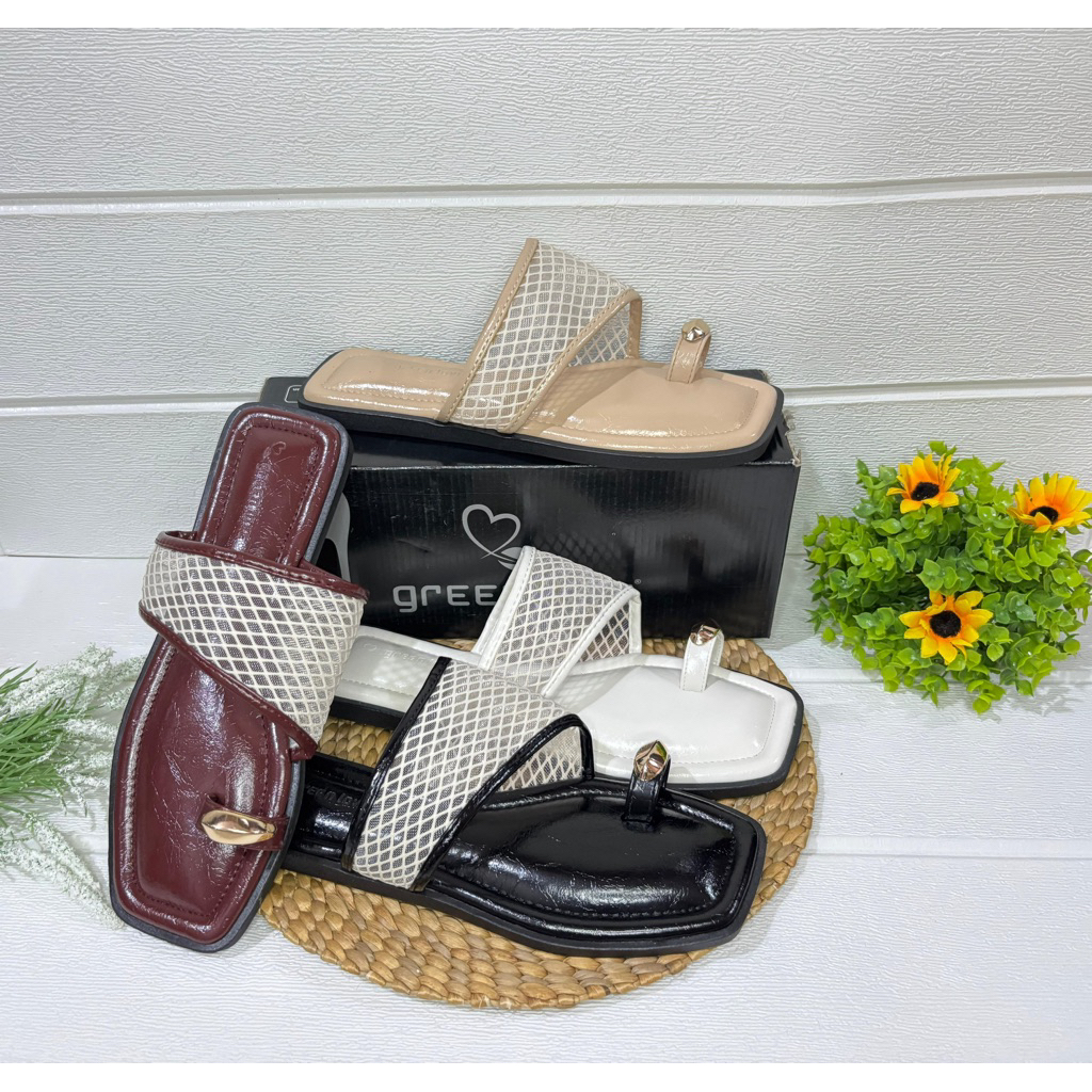 Sandal green love