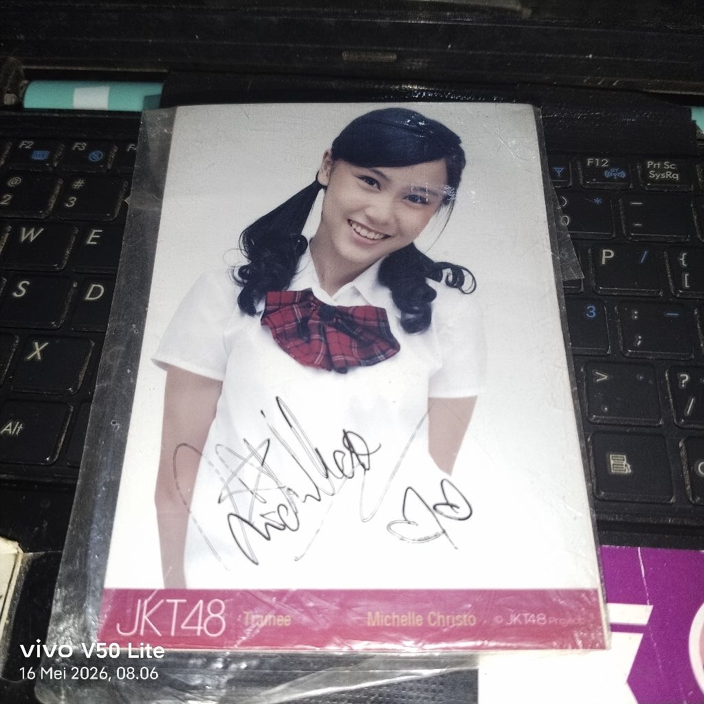 Photopack JKT48 Michelle Christo + Tanda Tangan
