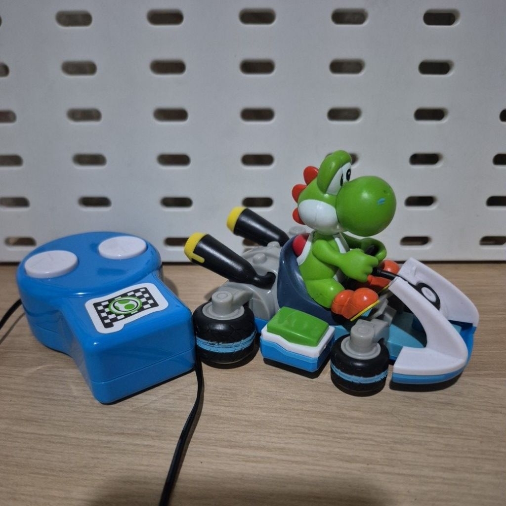 Mario Kart 7 Yoshi Remote Control