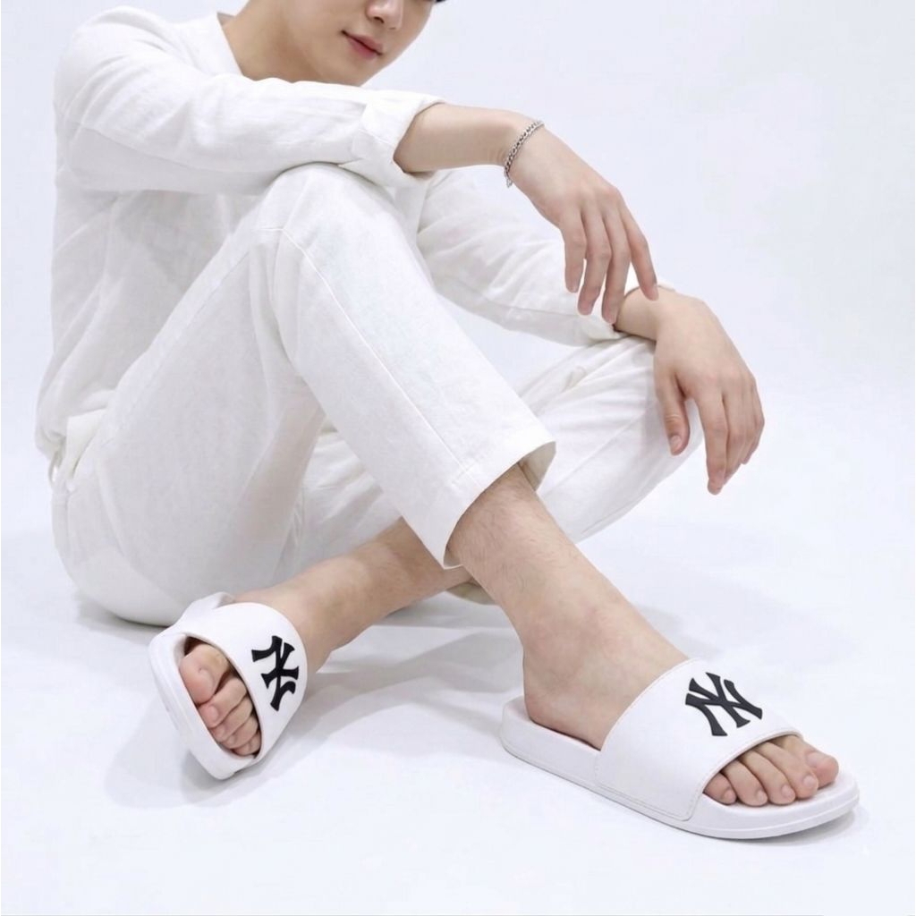 NY Sandal Selop Slip On Casual