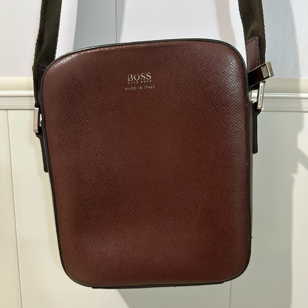 [100% Preloved Ori] BOSS Crossbody Bag Brown / BOSS Sling Bag Brown / Tas Selempang Pria / Tas Fashi