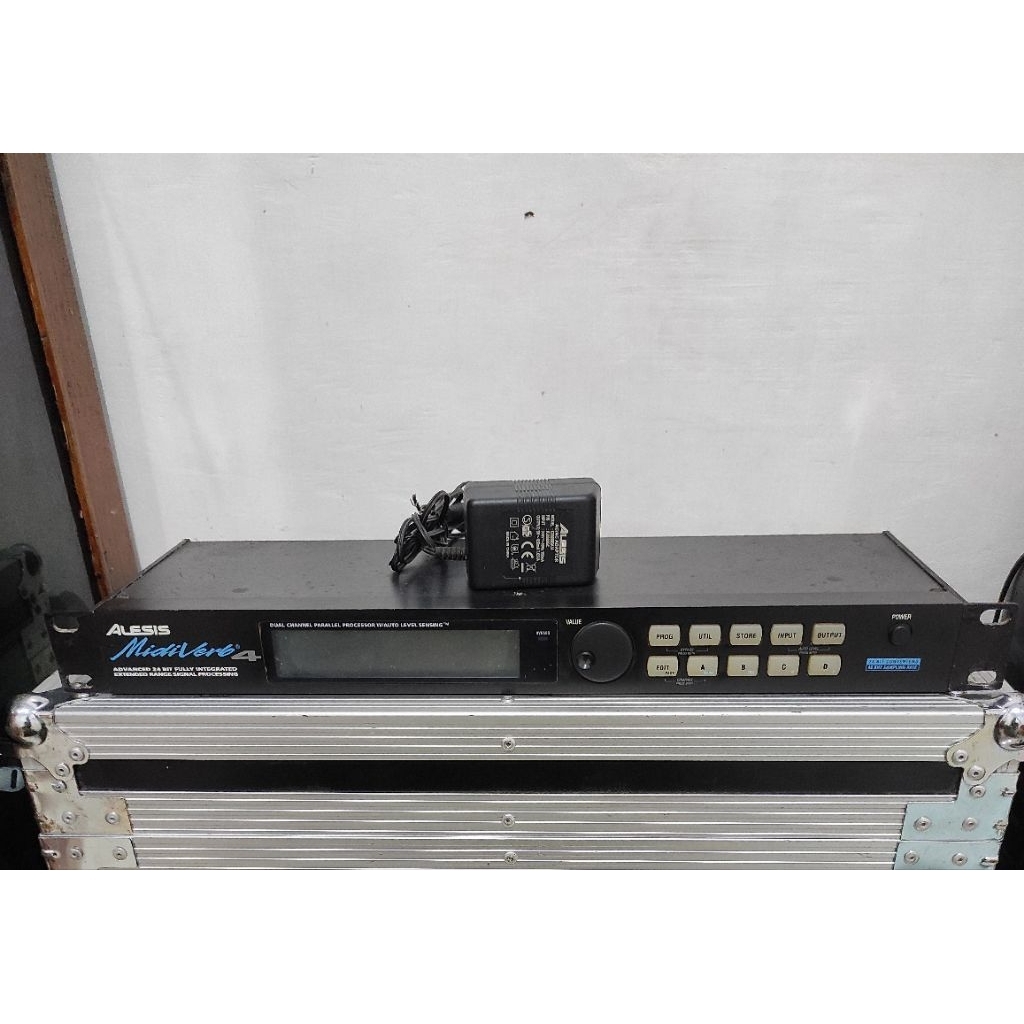 ALESIS MIDIVERB4 SECOND ORIGINAL MALAYSIA