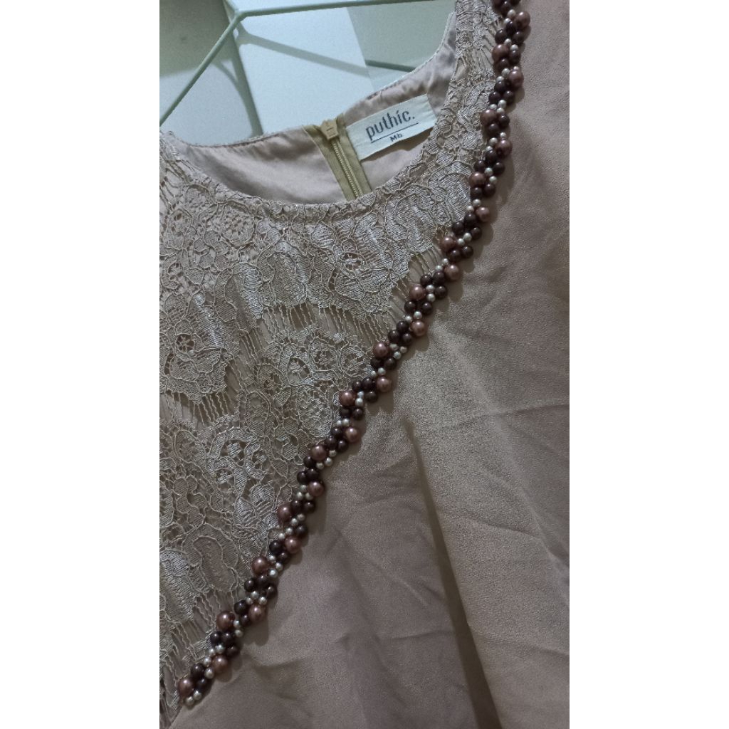 Dress PUTHIC