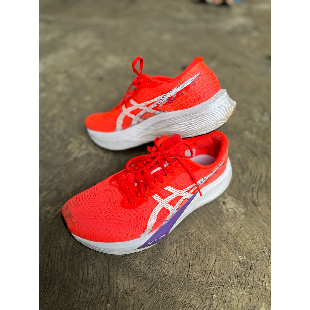Asics Magic Speed 4