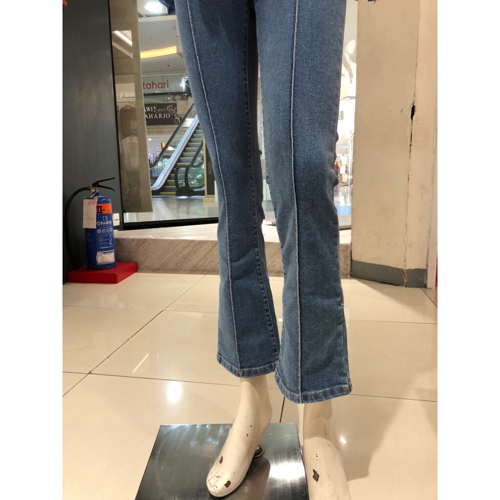 CELANA JEANS CUTBRAY/BOOTCUT STERTCH BRAND DUST ORIGINAL MATAHARI