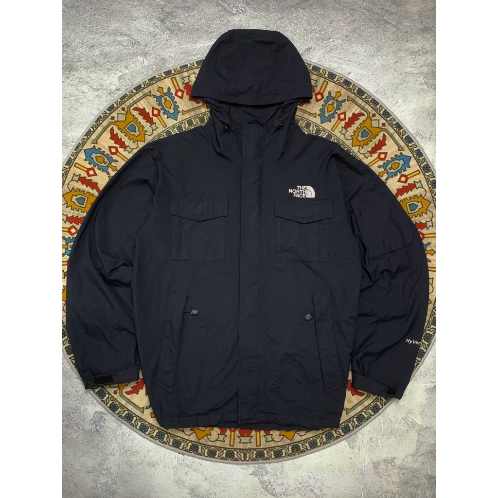 JAKET TNF HYVENT MULTIPOCKET