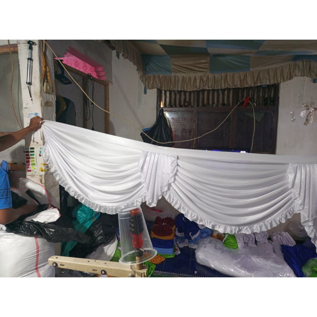 Rumbai Tenda / Poni Tenda / Rombe - Rombe / Rumbai Terop / Ider - Ider / Rempel Tenda