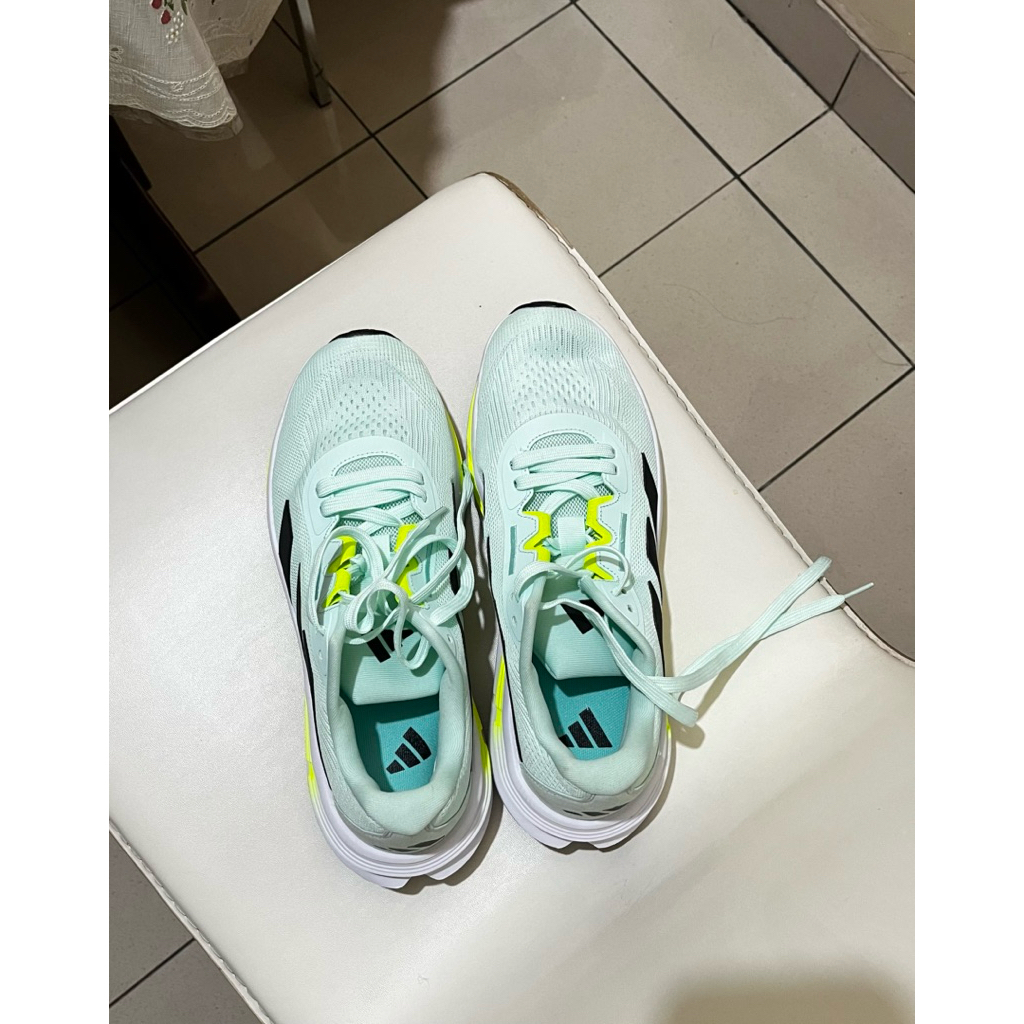 Sepatu Olahraga Pria Adidas / Sepatu Lari Pria Adidas / Sepatu Jalan Pria Adidas / Sepatu Adidas Mur