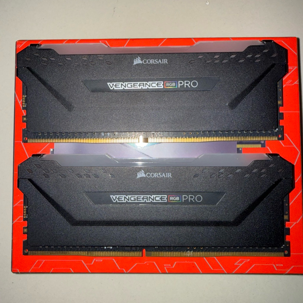 RAM Corsair Vengeance RGB Pro DDR4 16GB (2X8GB) 3200Mhz - RAM Corsair Vengeance RGB Pro DDR4 16GB (2