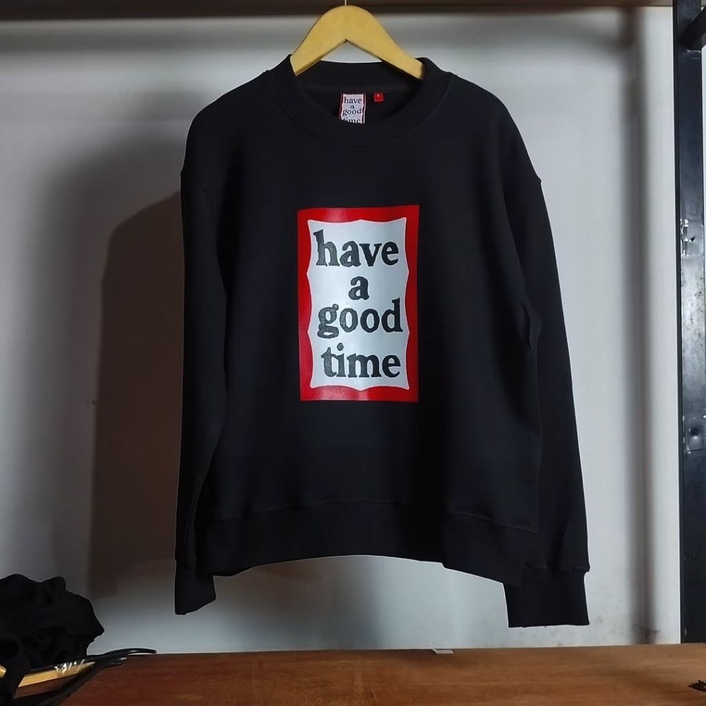 CREWNECK HAGT RED FRAME