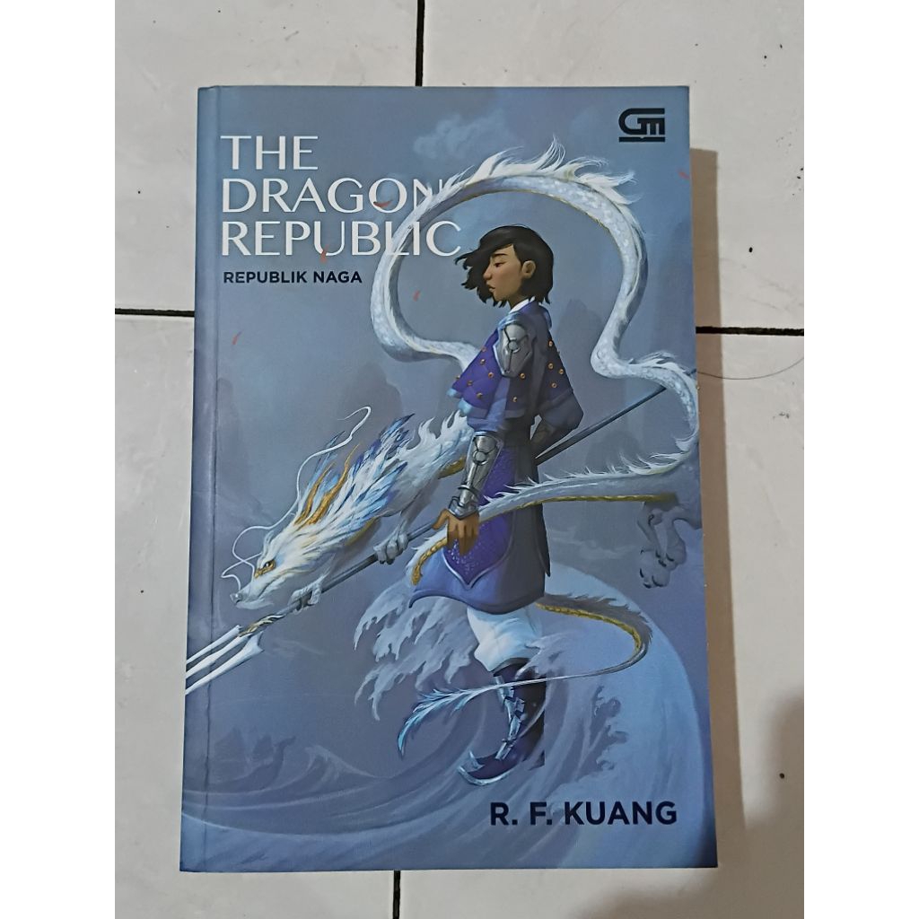 PRELOVED BUKU THE DRAGON REPUBLIK R.F. KUANG | BUKU R.F. KUANG PRELOVED | THE POPPY WAR