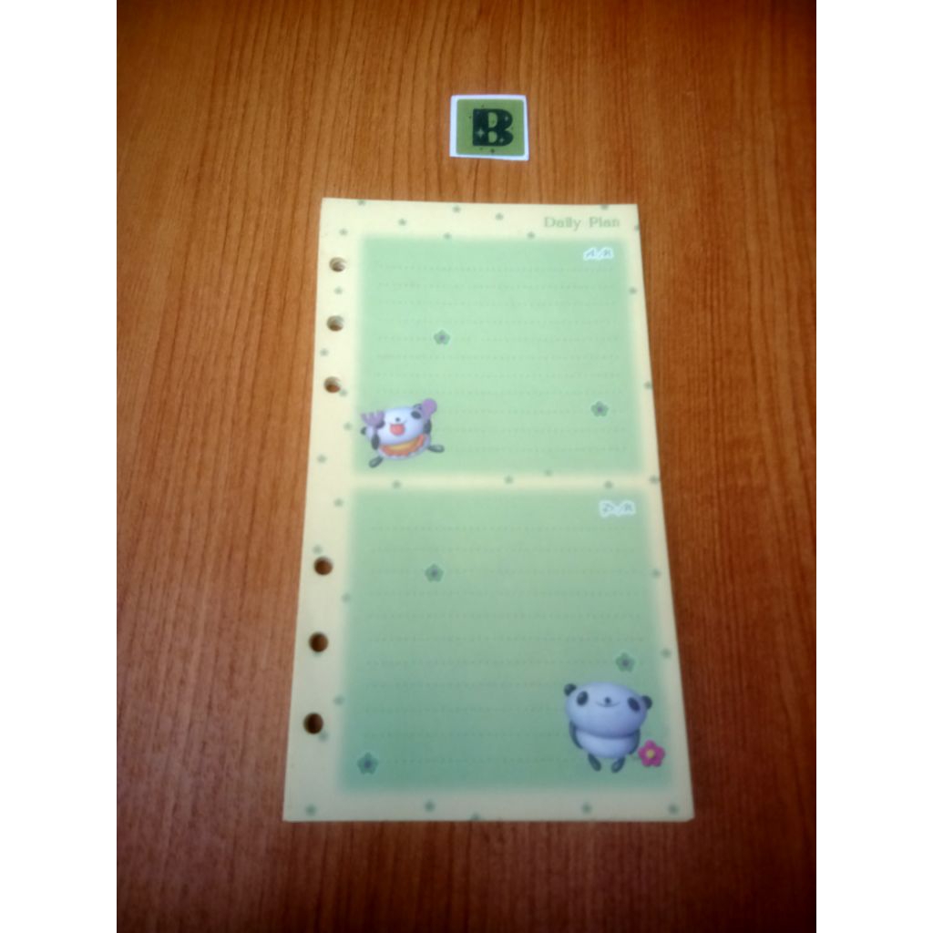 Loose Leaf Karakter A6 Isi kertas  Binder + bonus binder.