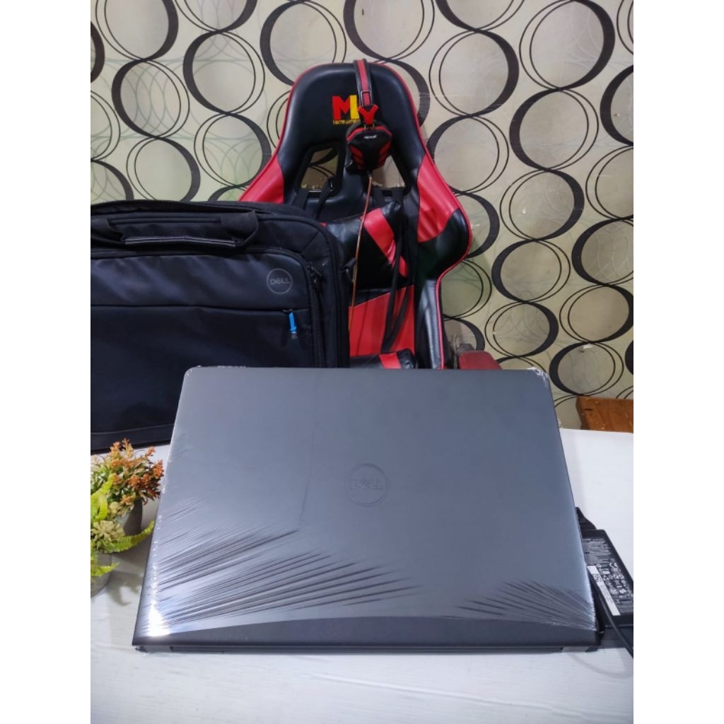 Laptop DELL INSPIRON Core i7 RAM 8GB SSD 240GB DUAL VGA GAMING