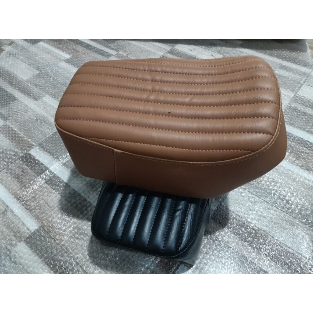 jok motor cb gorilla/cb monkey set komplit siap pasang motif timbul tebal