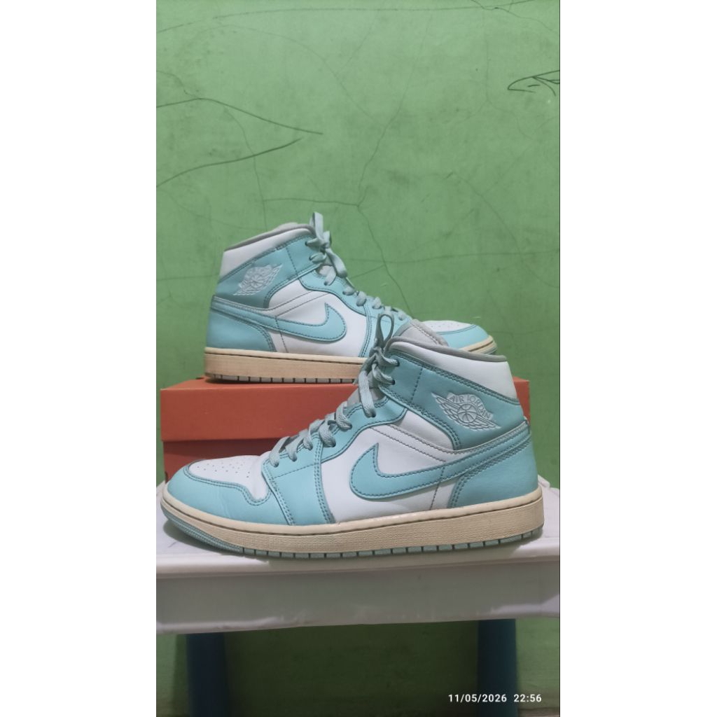 Nike Air Jordan 1 Mid High biru telor asin