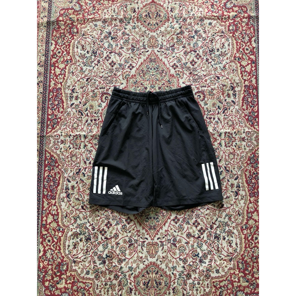Celana Adidas essential running short pants Vintage adidas running Hi399