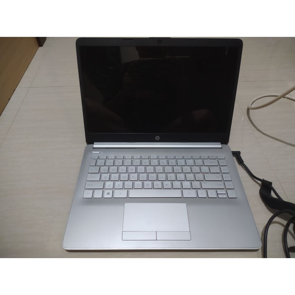 Laptop Hp 14s dk0073au