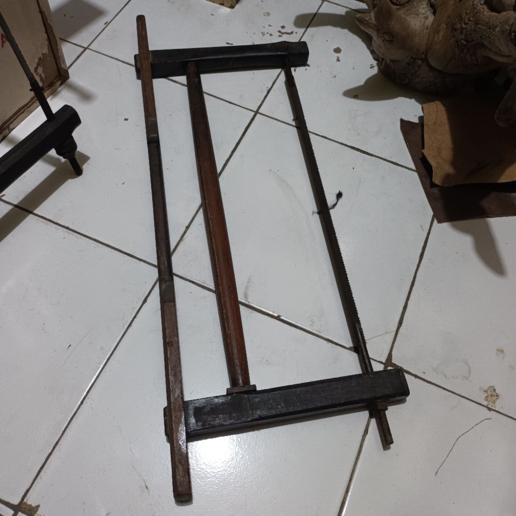 gergaji pentang jadul bahan kayu