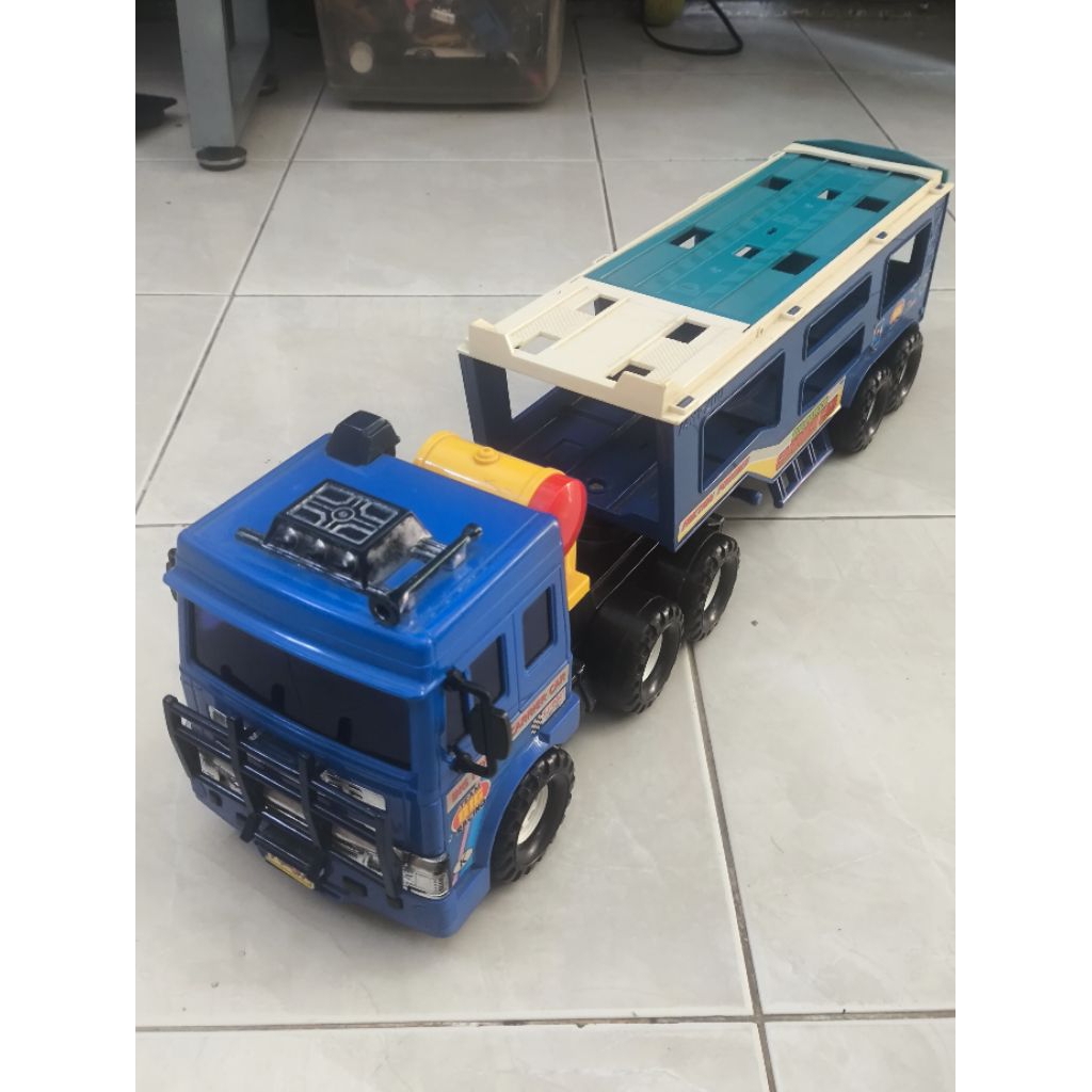 Daesung toys super car carrier