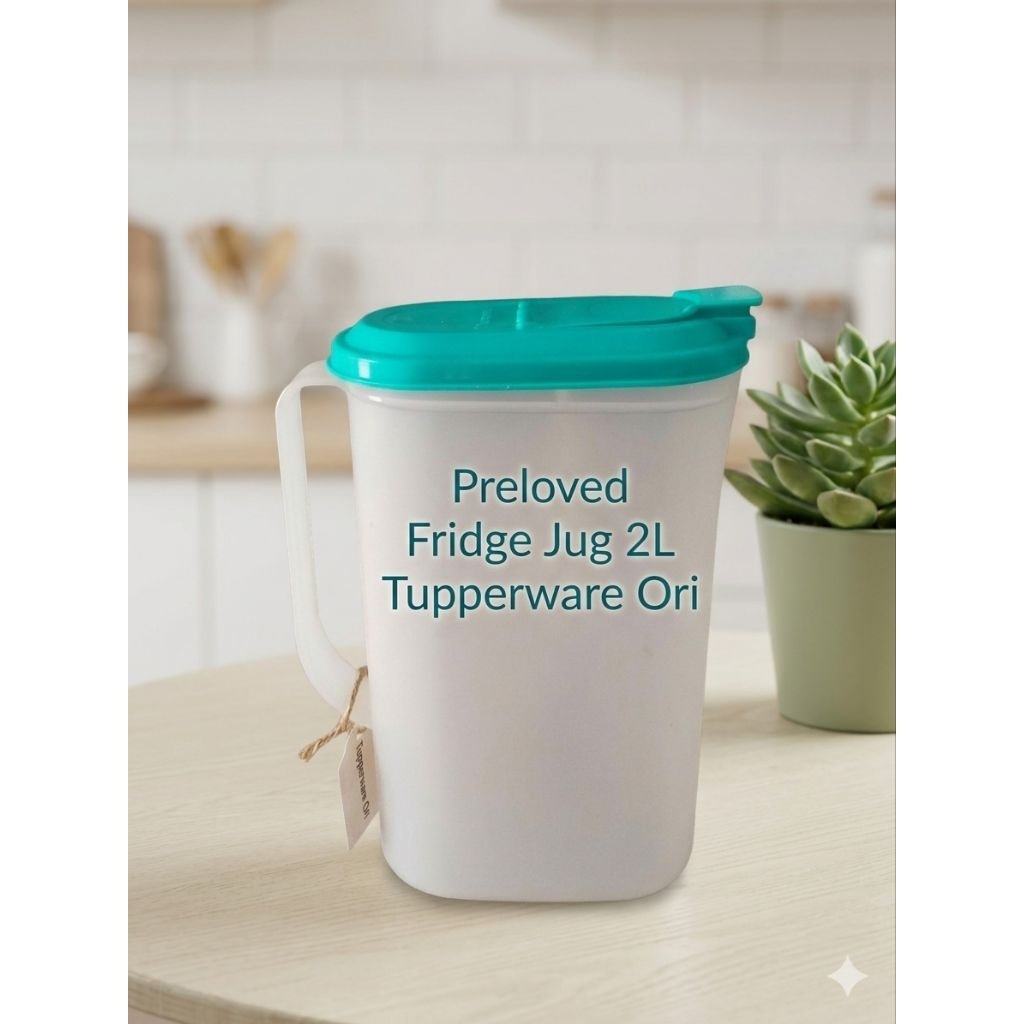 Preloved Teko Penyimpan Air 2L Tupperware