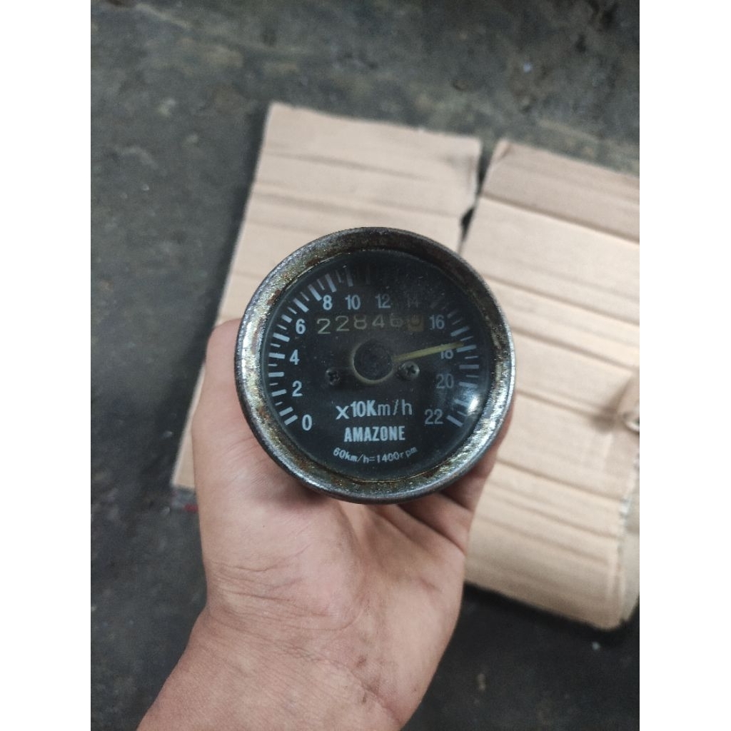 spidometer cb 100