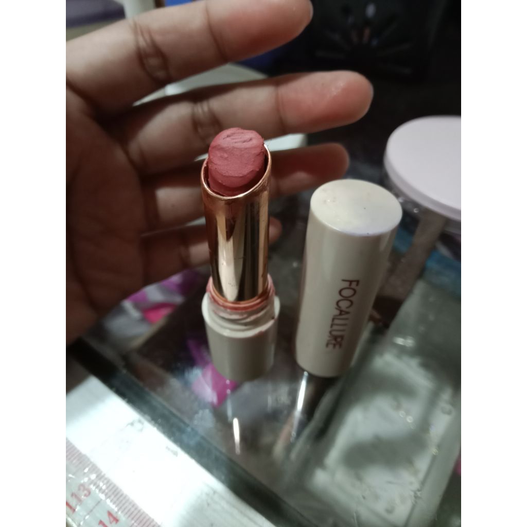 preloved lipstik Focallure