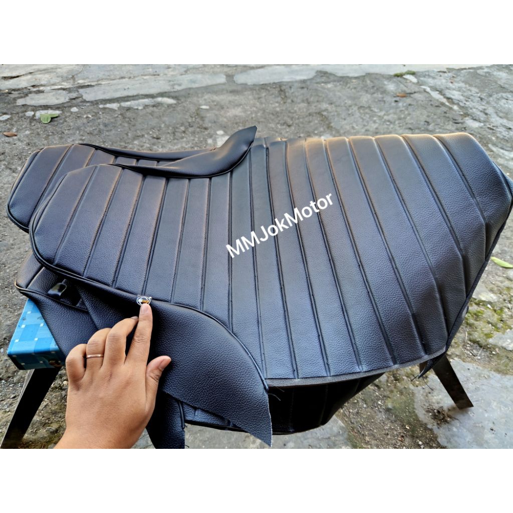 Kulit win 100 custom ulir caferacer-sarung jok win custom ulir & wajix MBtech