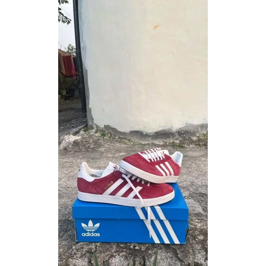sepatu adidas gazelle original