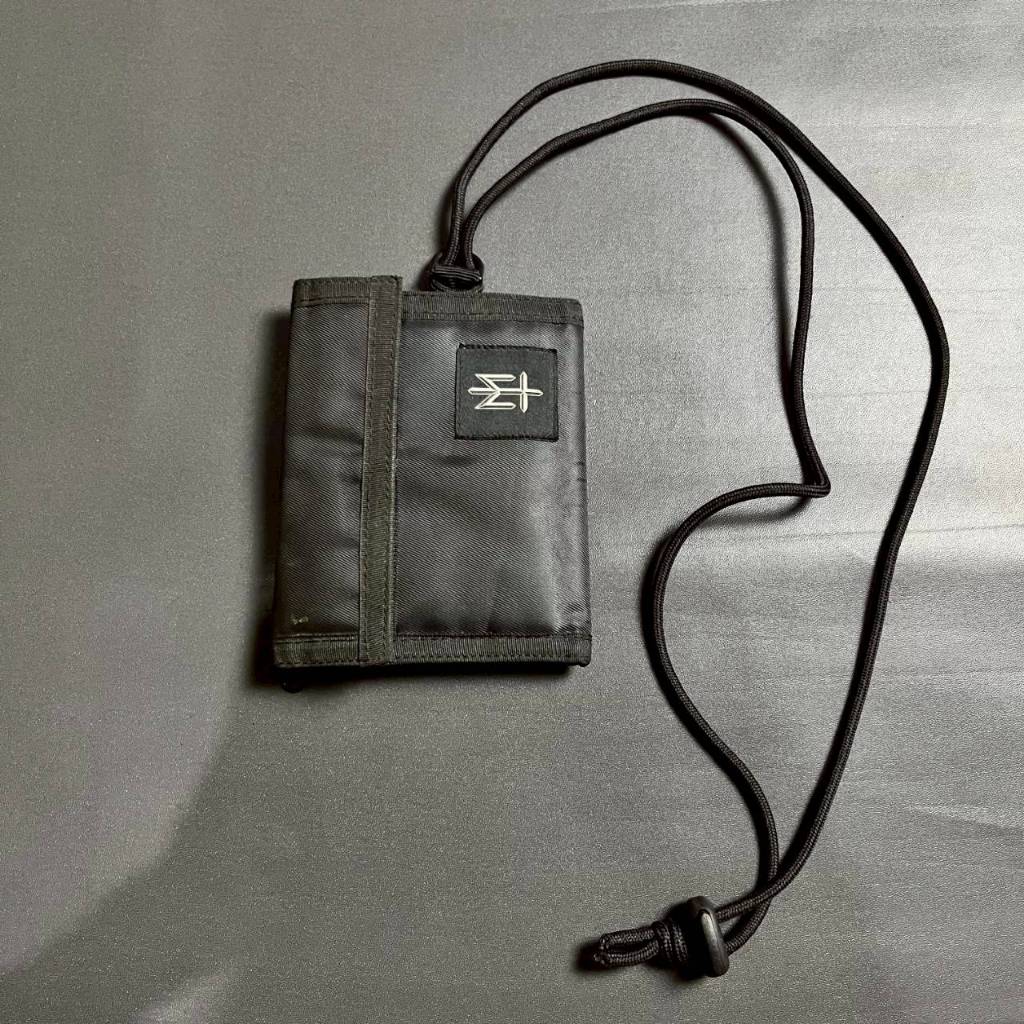 SAYES MATERNAL DISASTER DOMPET KANVAS 3 FOLD WALLET BLACK SECOND ORIGINAL