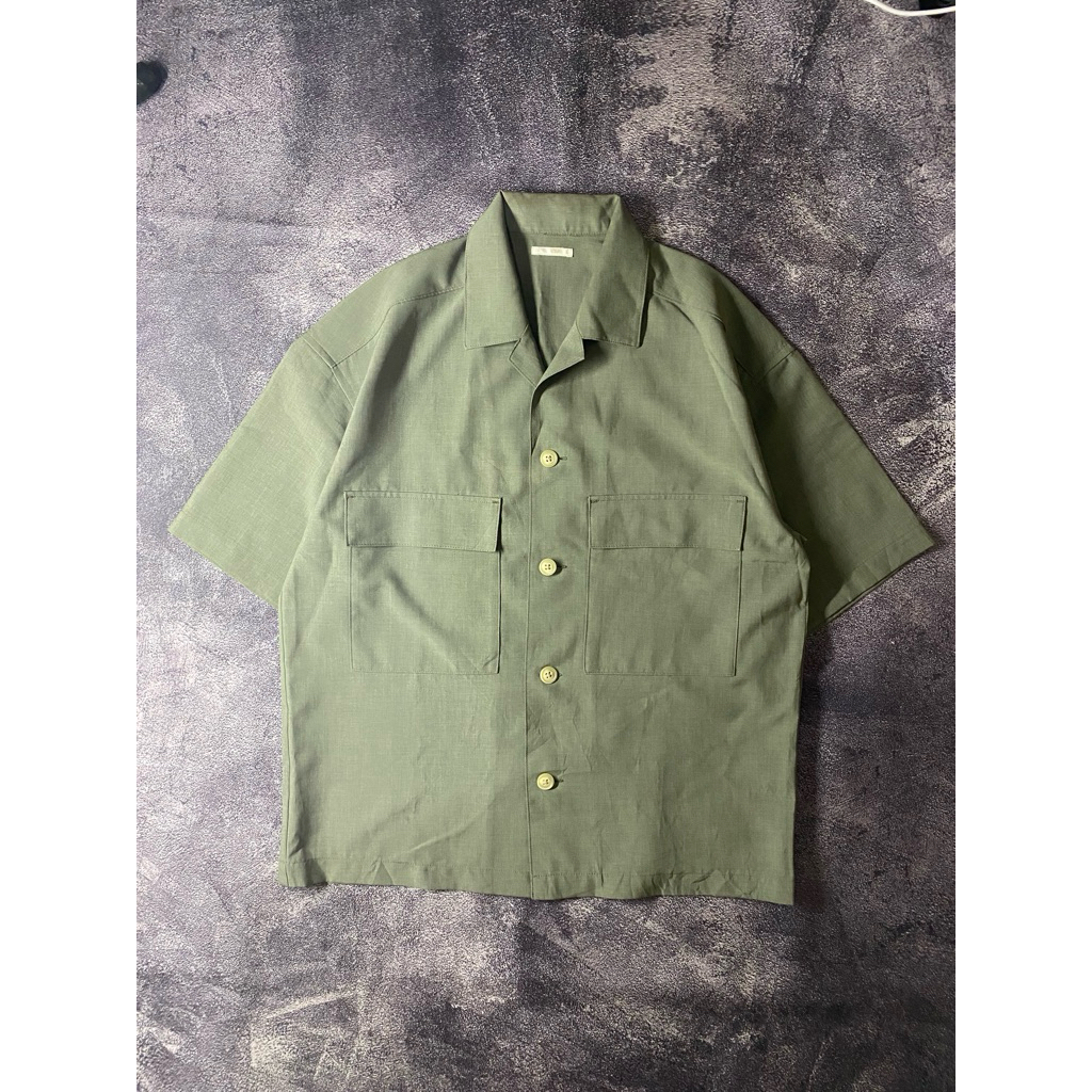 open collar GU oversize