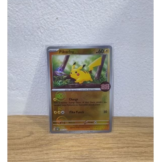 Kartu Promo Pokemon Choki Choki Pikachu Holo / Hologram