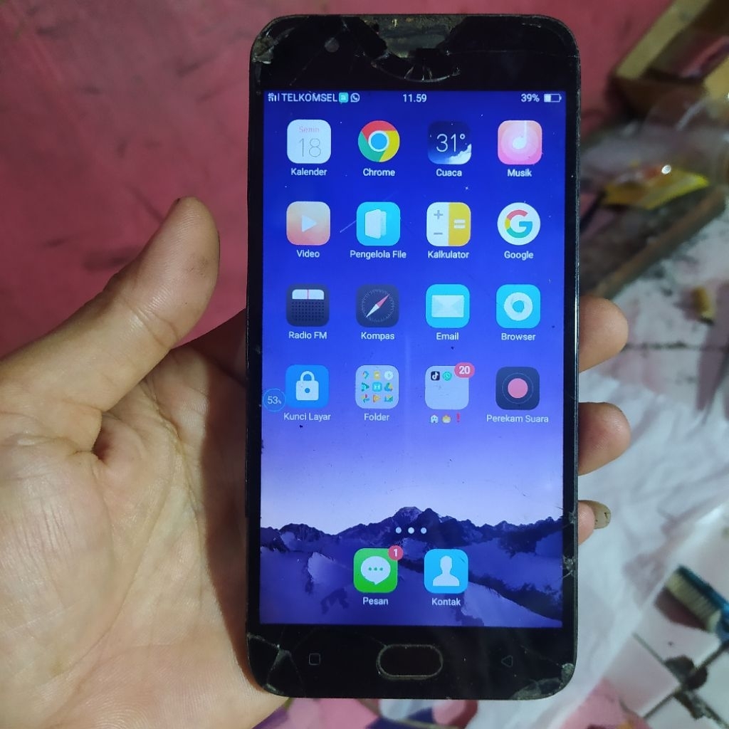 oppo a57 ram 3/32 minus lcd retak normal layak pakai
