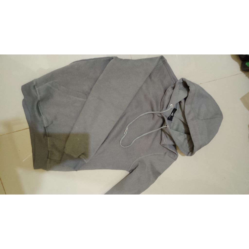 hodie h*m warna abu rokok