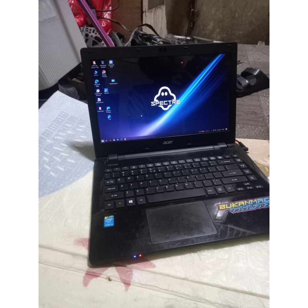 leptop hp dan separator