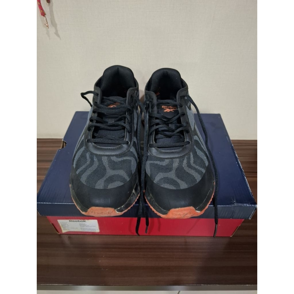 Sepatu Lari Reebok Zig Dynamica 3 Original Preloved size 42