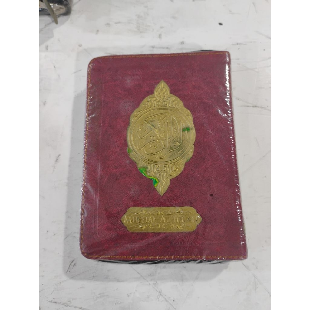 Al-Quran Mushaf Al Hilali,A6 saku oleh Pustaka Al Fatih.