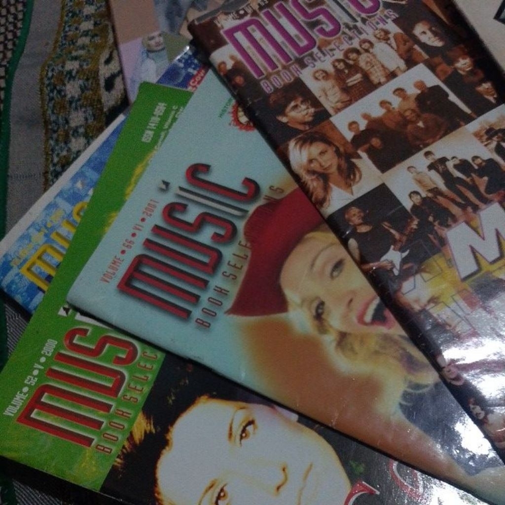 Majalah musik MUSIC CHORD harga satuan