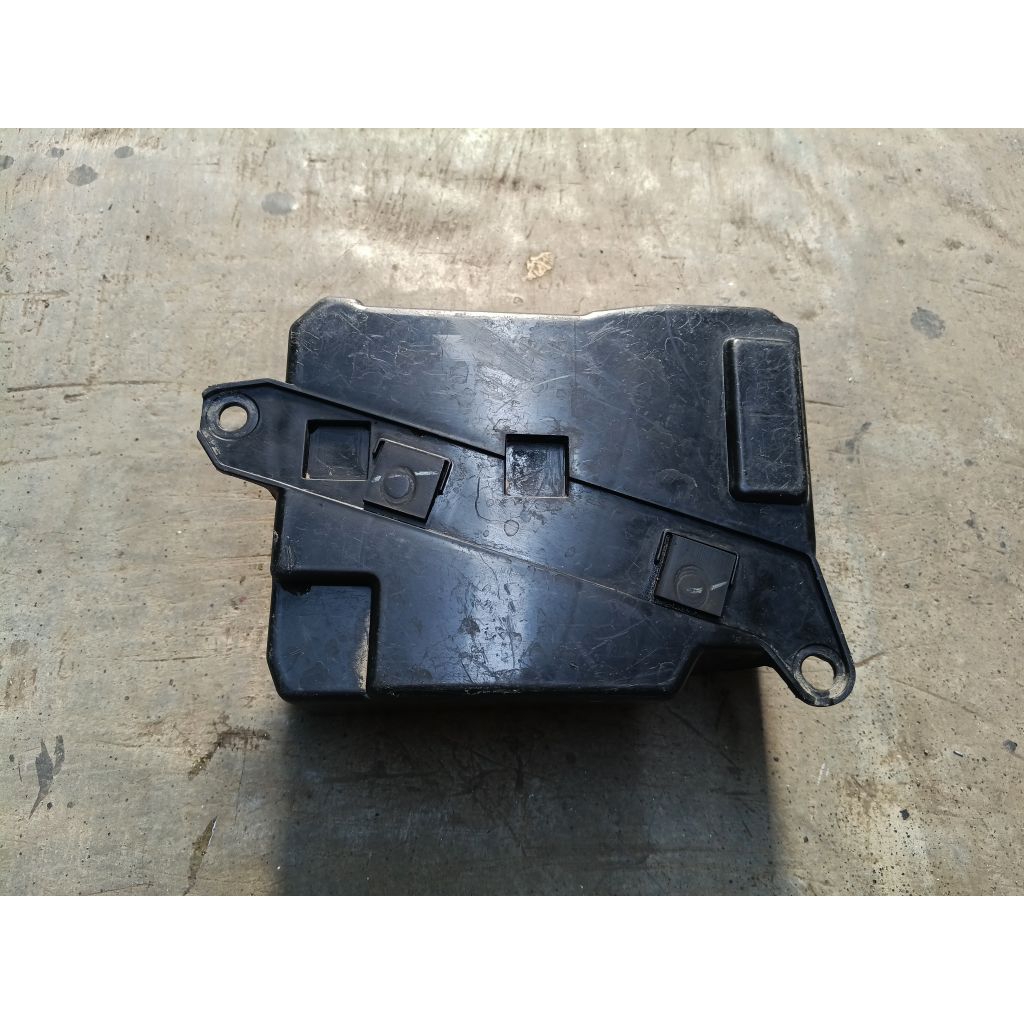 Cover tutup aki honda beat beat new esp led street deluxe original 2nd lepasan motor
