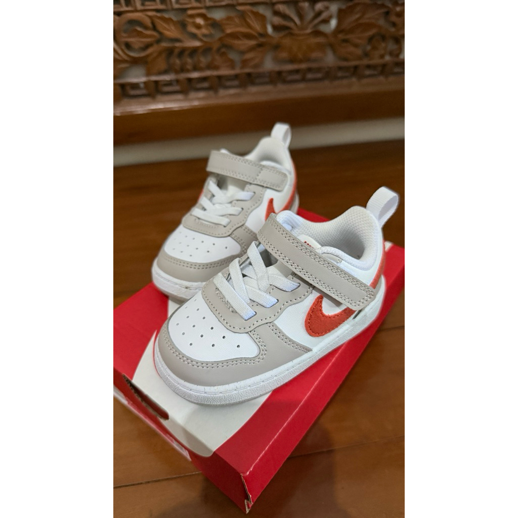 PL Nike Court Borough