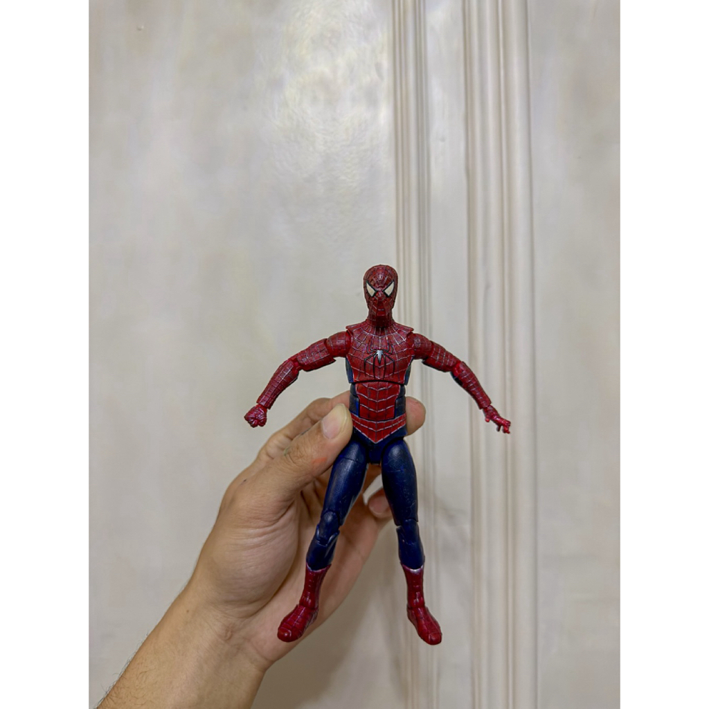 figure spiderman tobey maguire movie super poseable marvel legends hasbro rare item avengers doomsda