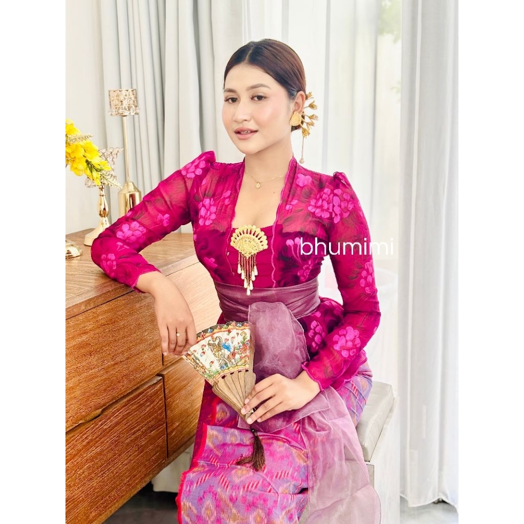 Kebaya Sifon Lukis Prem