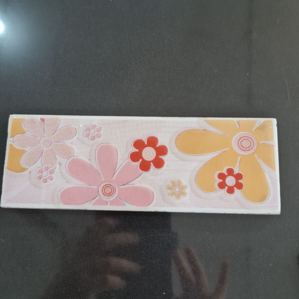 (WAJIB CO KAYU) lis keramik 20cm motif bunga pink/list 7x20xm pink/listelo keramik dinding