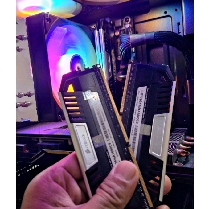 RAM CORSAIR VENGEANCE DDR3 16GB (2X8) 1600 MHz