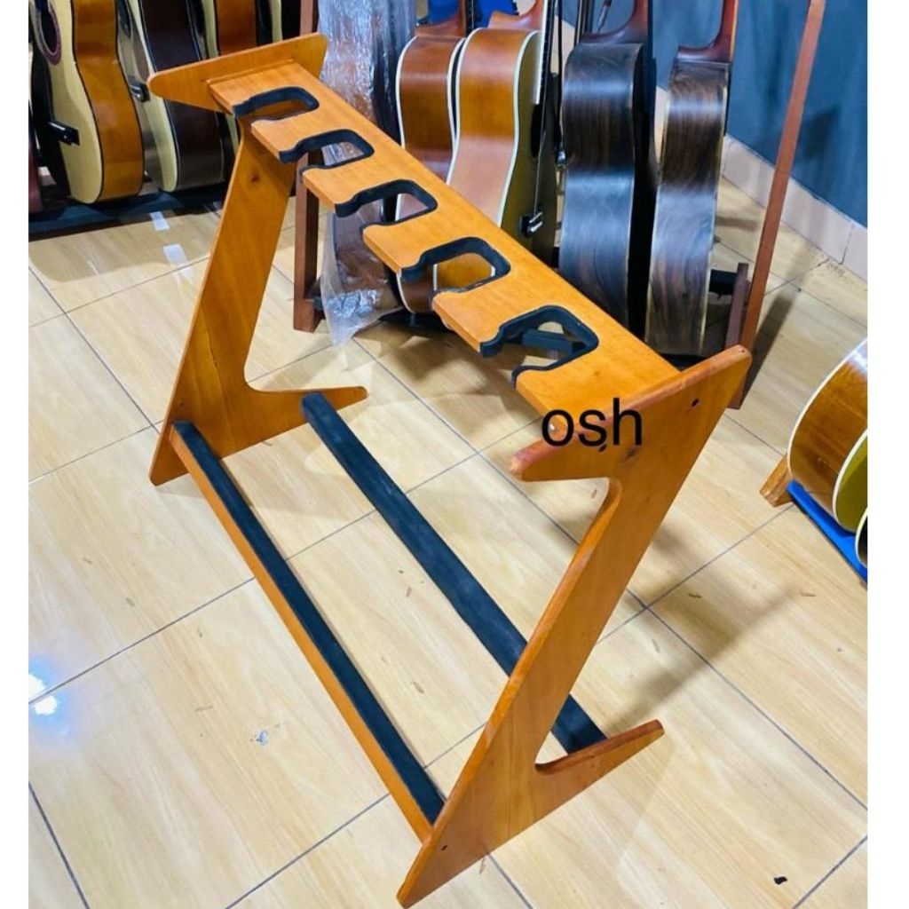 rak gitar kayu mahoni