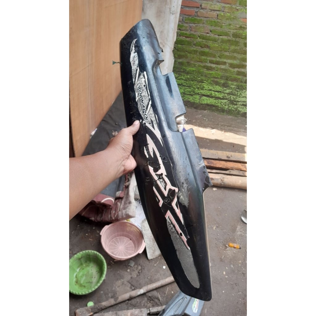 cover body tornado gx gs kanan ori bekas