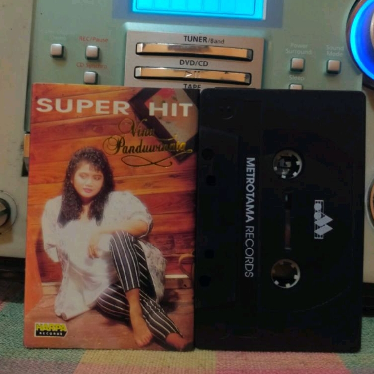 kaset pita Super hit Nina Panduwinata