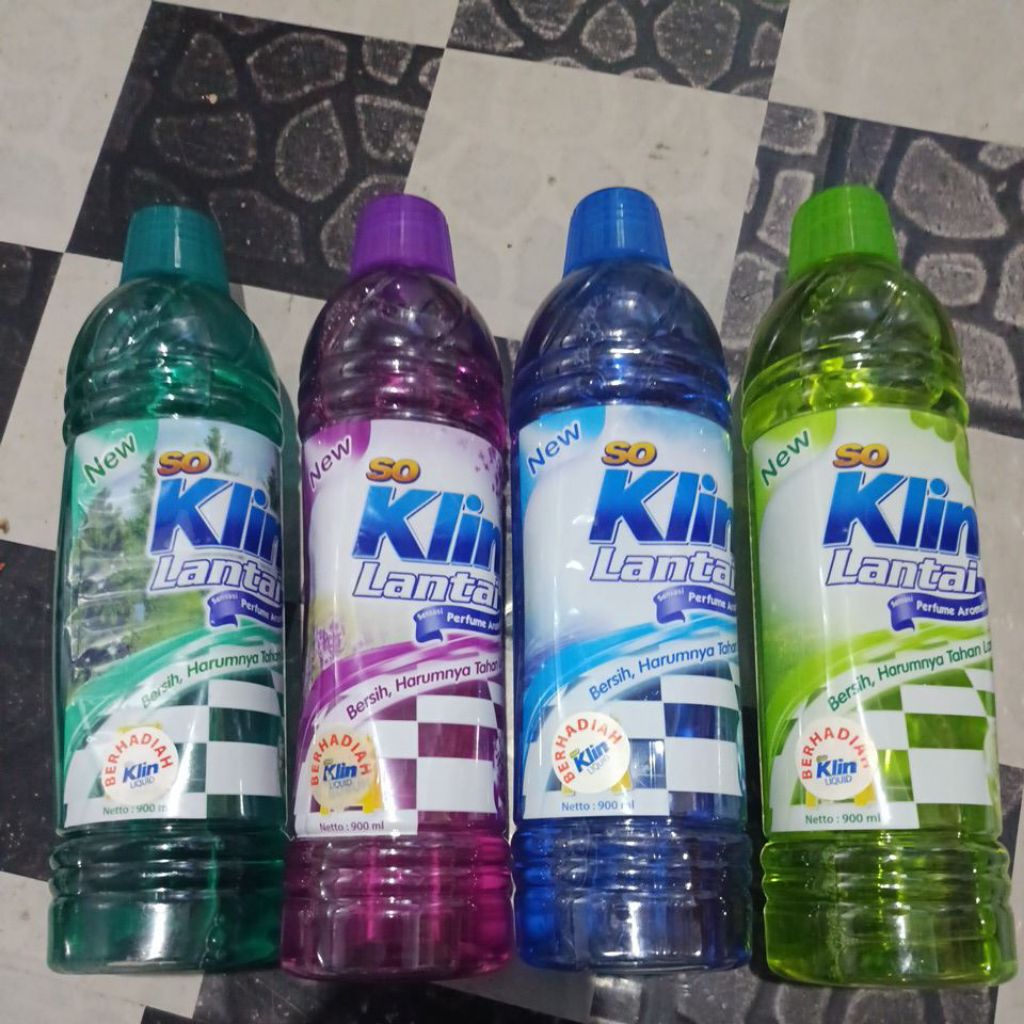 Soklin lantai kemasan botol 900ml