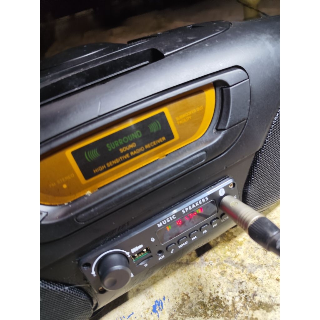 Radio Tipe Antik langka Mempesona Grand Bazzoke Polytron PSC