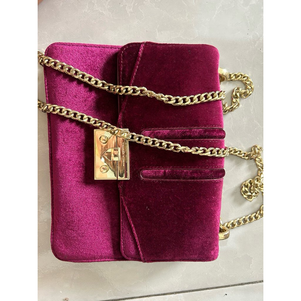 TAS pesta bludru CK 180k